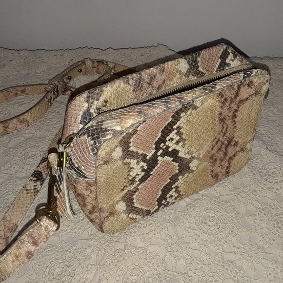 Madewell Snake Embossed Leather Transport Crossbody Bag - Picture 2 of 12